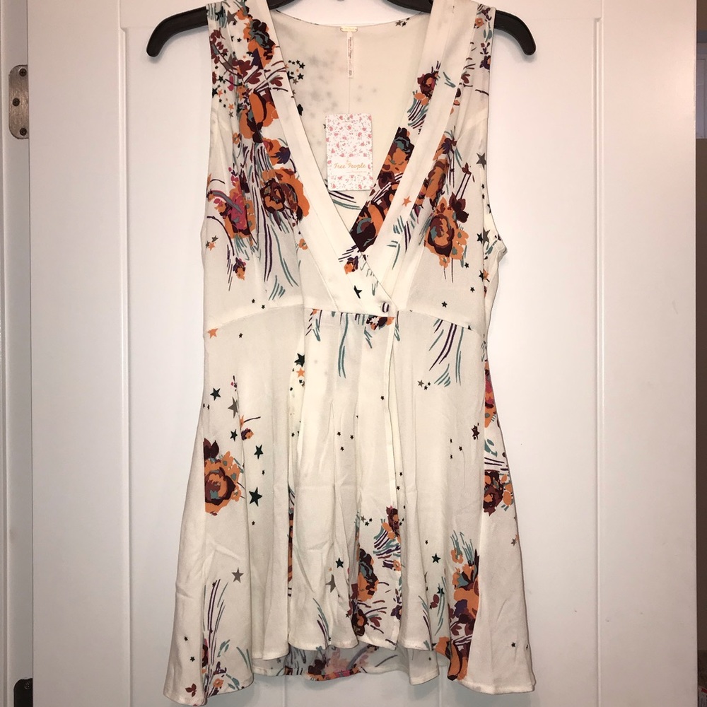 Free People Back to Basics Floral Stars Wrap Top - Picture 4 of 7